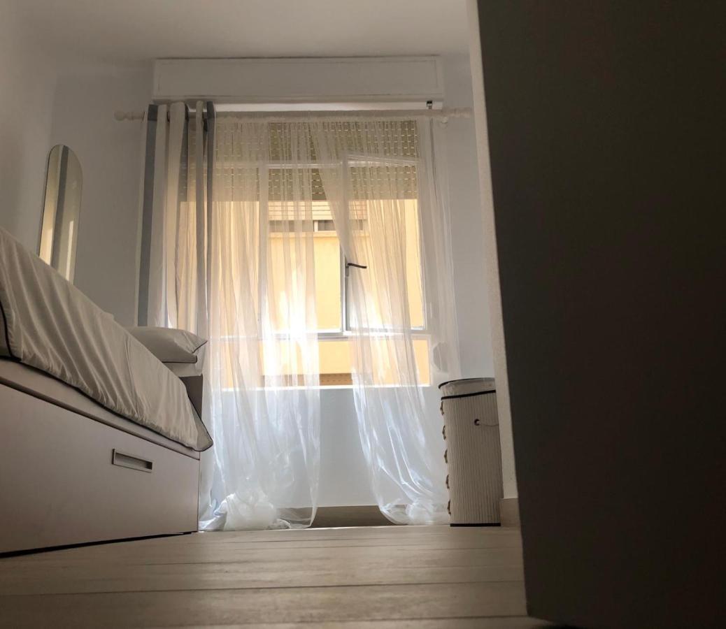 Alojamiento La Colonia Águilas Esterno foto
